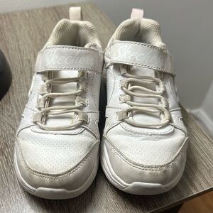 Sketchers non-marking white gym shoes with Velcro closure